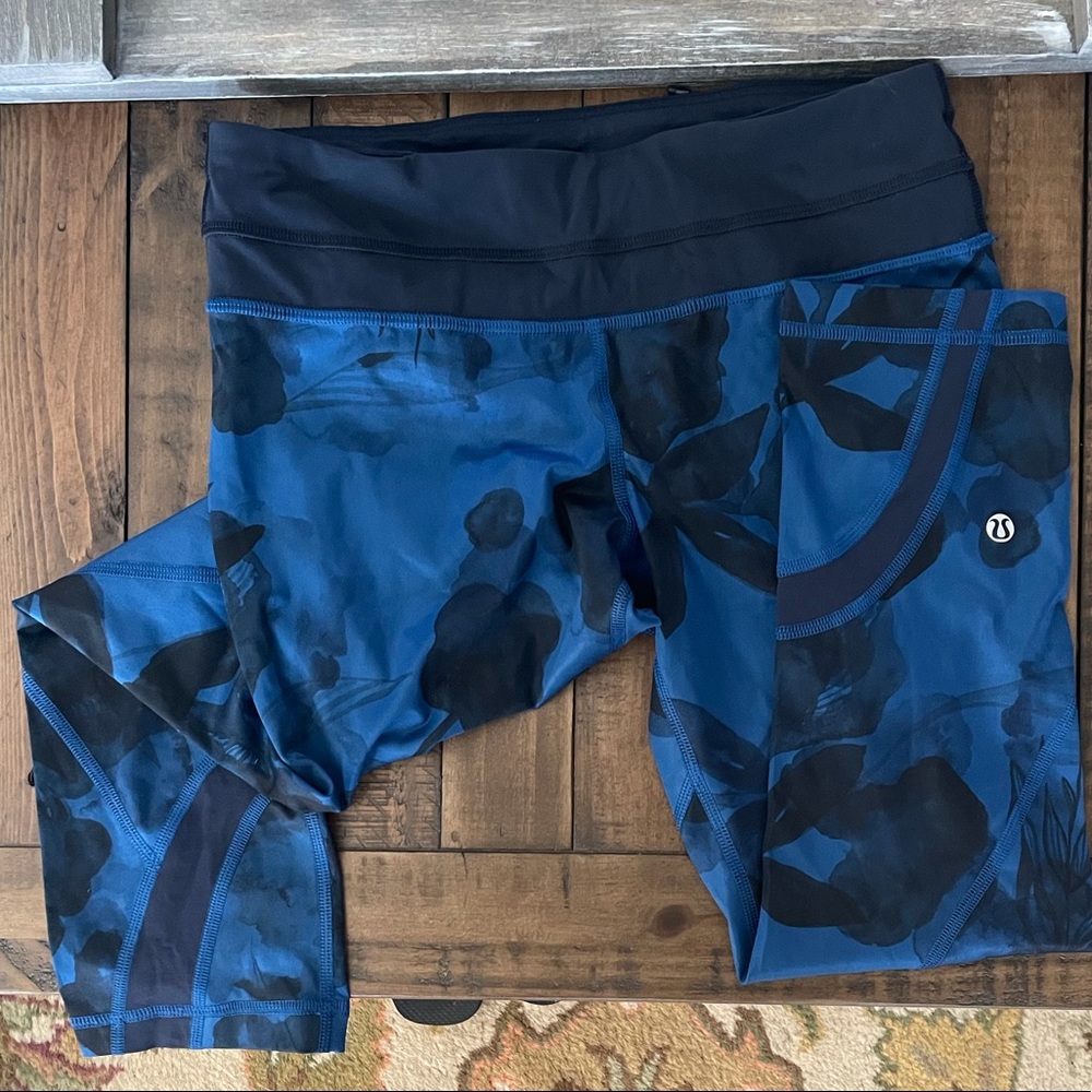 Lululemon size 6 inspire crop